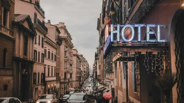 This online travel giant sees holiday travel perking up