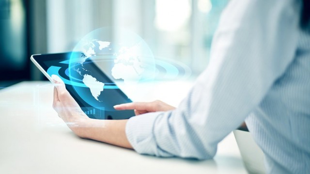 Here is What to Know Beyond Why Verizon Communications Inc. (VZ) is a Trending Stock