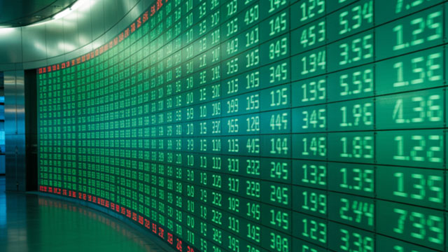 SLV vs. GLD: Two Metals That Don't Move the Same Way