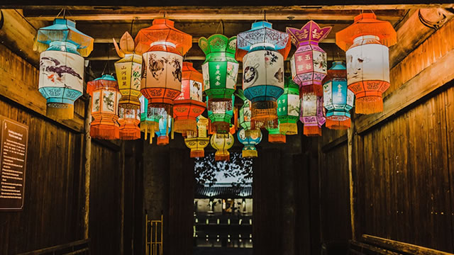 Chinese stocks are just starting the AI journey and set up nicely: Renaissance Macro's Jeff deGraaf