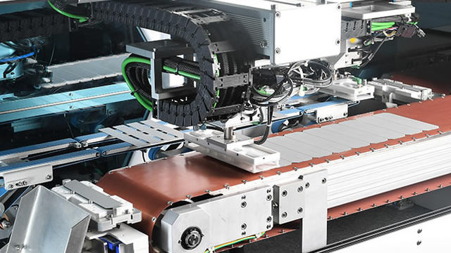 image for news Applied Materials Q3 Earnings Beat Estimates, Revenues Rise Y/Y