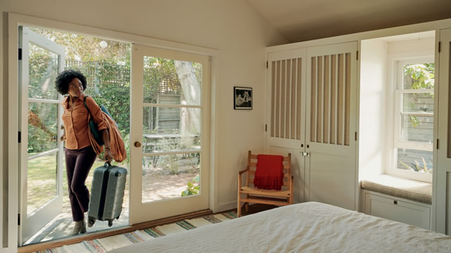 image for news Airbnb, Inc. (ABNB) Is a Trending Stock: Facts to Know Before Betting on It