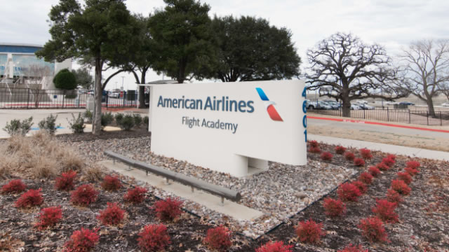 American Airlines Lifts Profit Target for 2025