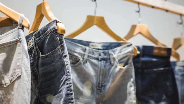 American Eagle stock rises following Travis Kelce clothing collab