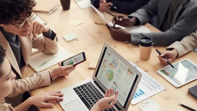 image for news Brokers Suggest Investing in IonQ (IONQ): Read This Before Placing a Bet