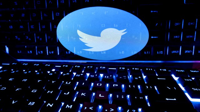 Twitter resumes paying Google Cloud - Bloomberg News